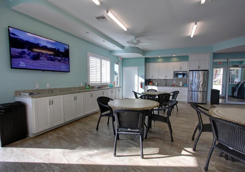 512 - Oceanfront Top Floor Corner 2 Bedroom Ню Смирна Бийч Екстериор снимка